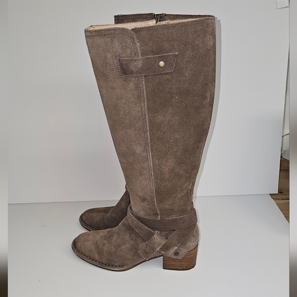 Ugg Bandara Tall Boots - Picture 2 of 5
